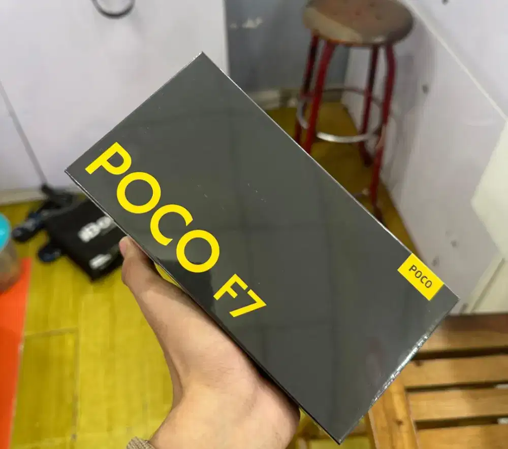 Poco f7 12/512 new (silver)