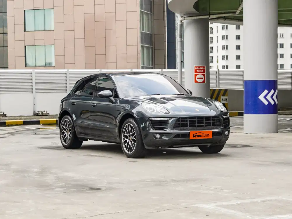 Porsche Macan 2019 Bensin low km