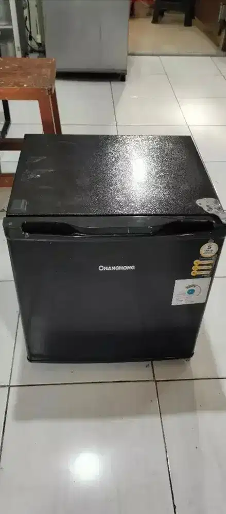 Kulkas Mini CHANGHONG CBC-50 Bekas bisa nego