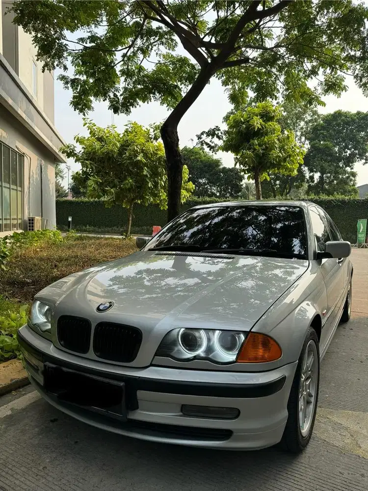 BMW seri 318i E46 M43 tahun 2001
