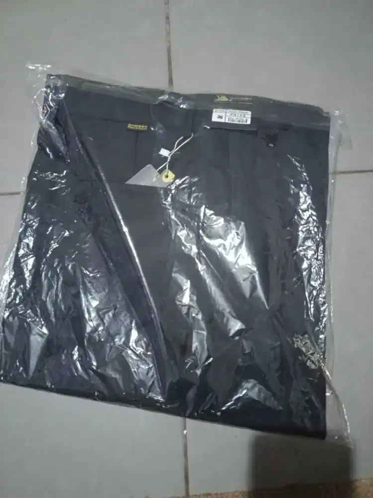 celana formal buat kerja