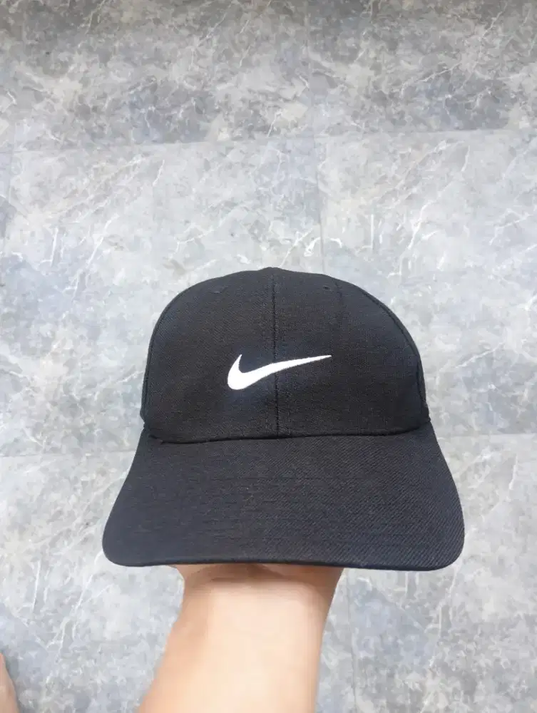 Nike Center Caps