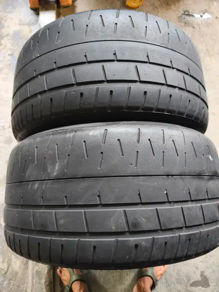 Pirelli pzero 295 30 R20