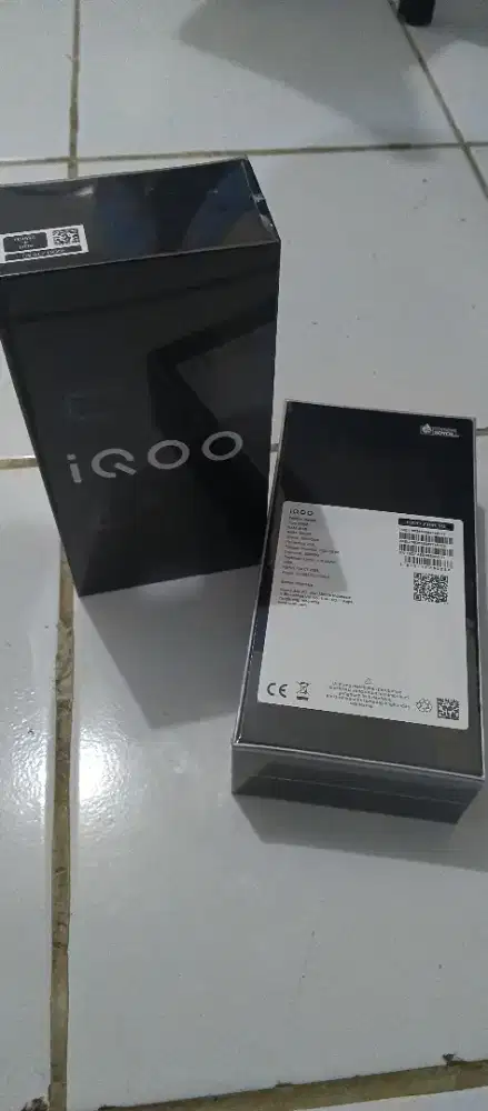 Vivo Iqoo Z10R 5G 8/256 Baru Garansi Resmi