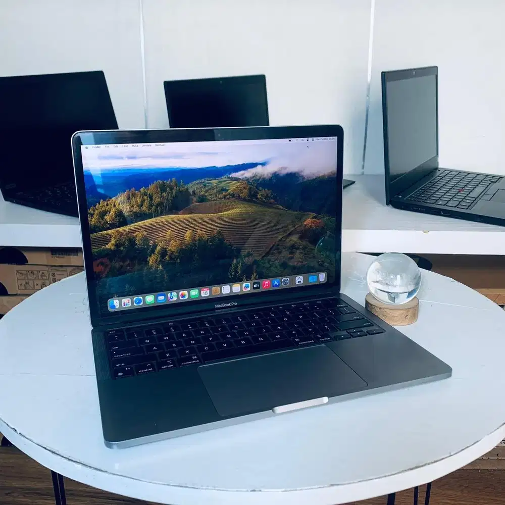 Macbook Pro 2020 | Chip M2 | 8GB | 256SSD