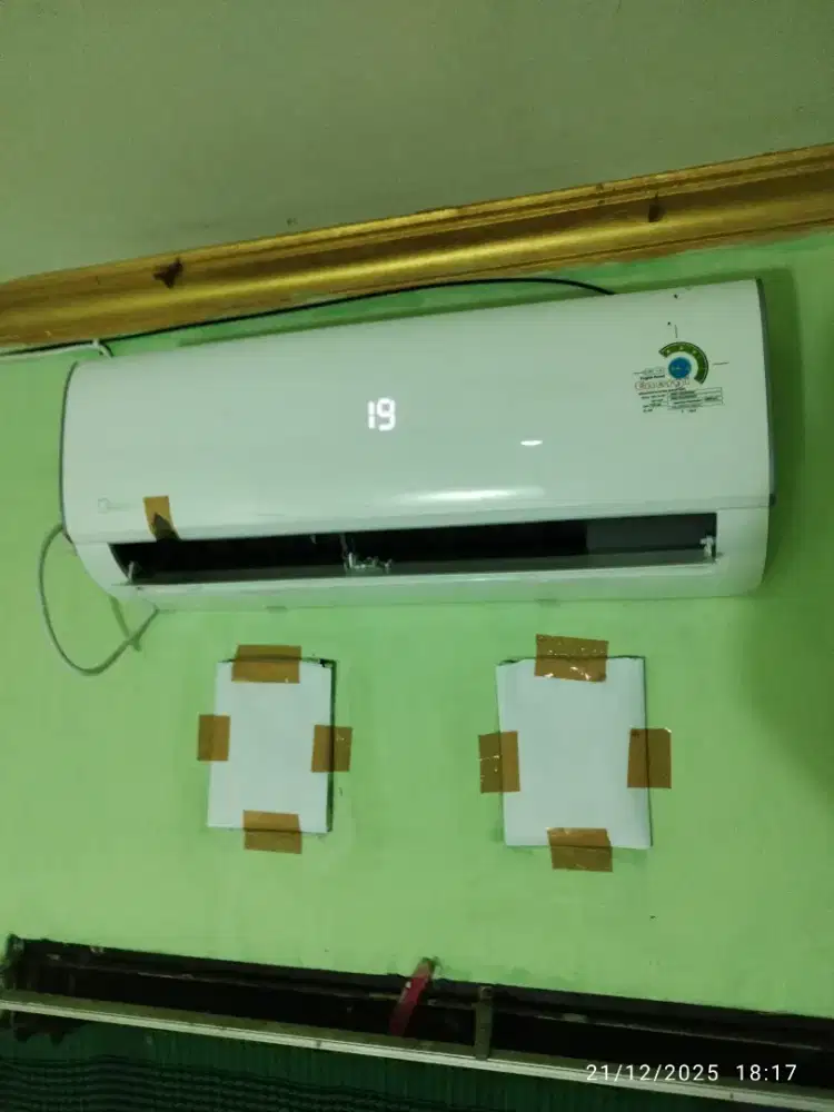 Jual Murah dan Cepat AC 1/2 PK ,mau pindahan rumah