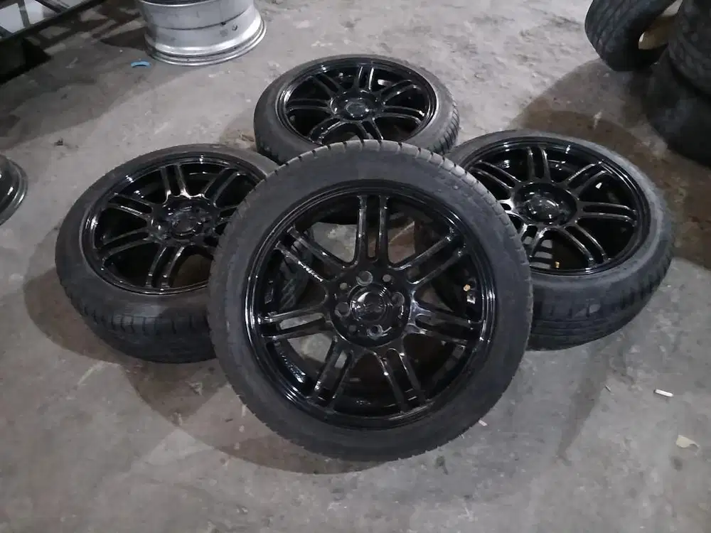 Velg HSR dan Ban Accelera