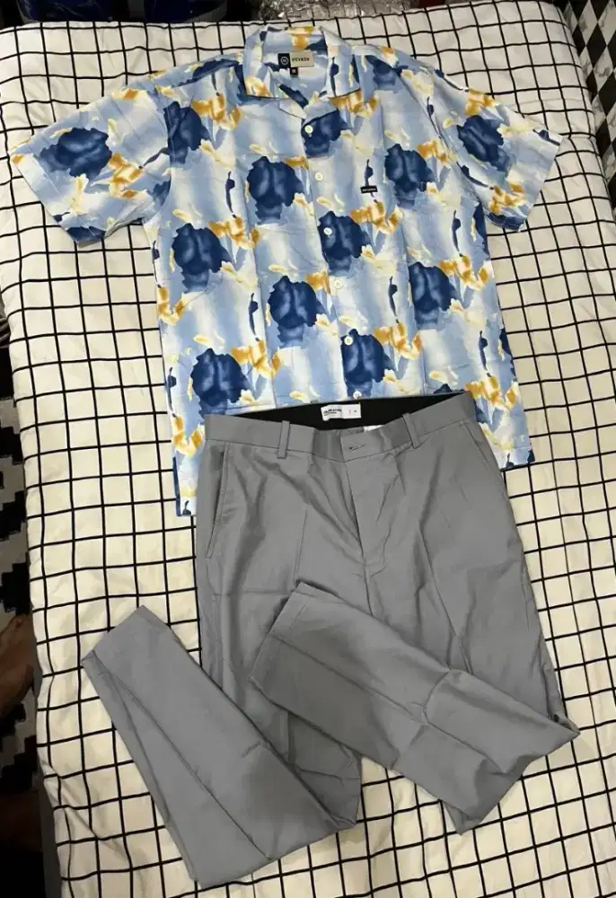 Sepasang Baju Kemeja by Nevada Size M dan Celana by Celana Studio