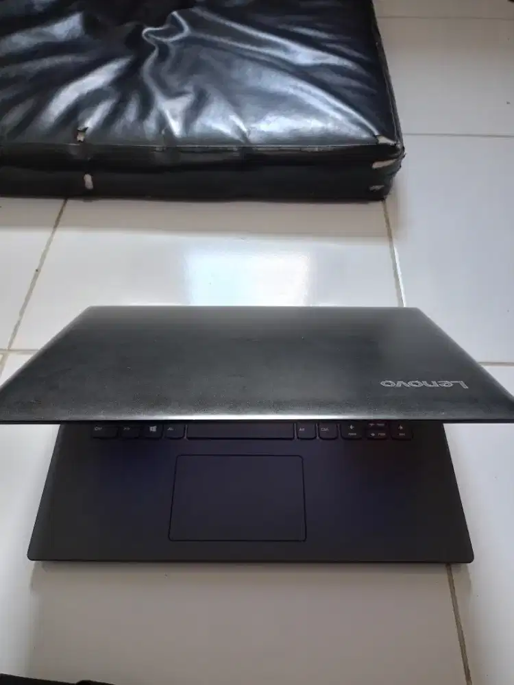Laptop Lenovo Jos