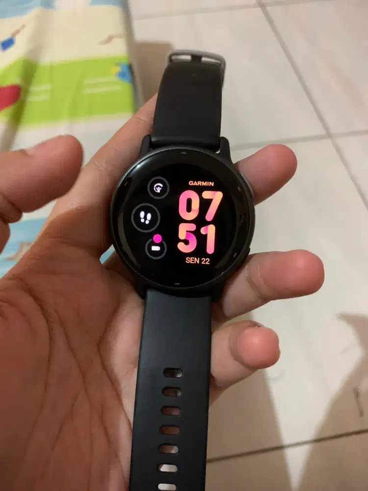 Jam tangan garmin