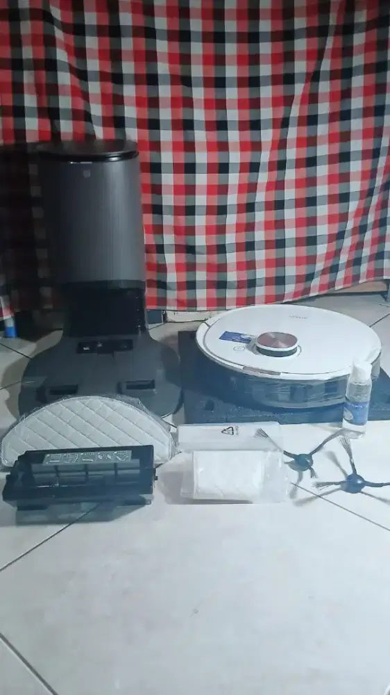 Ecovacs Deebot T8 plus Robot vacuum Cleaner