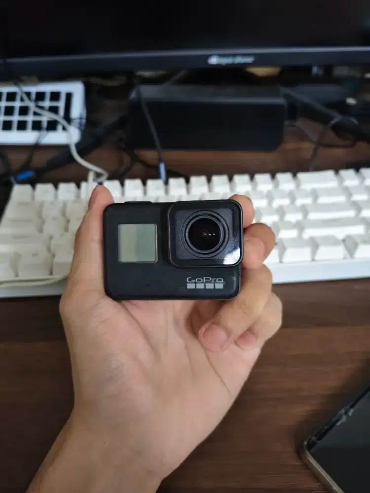 Go pro Hero 7 with braket