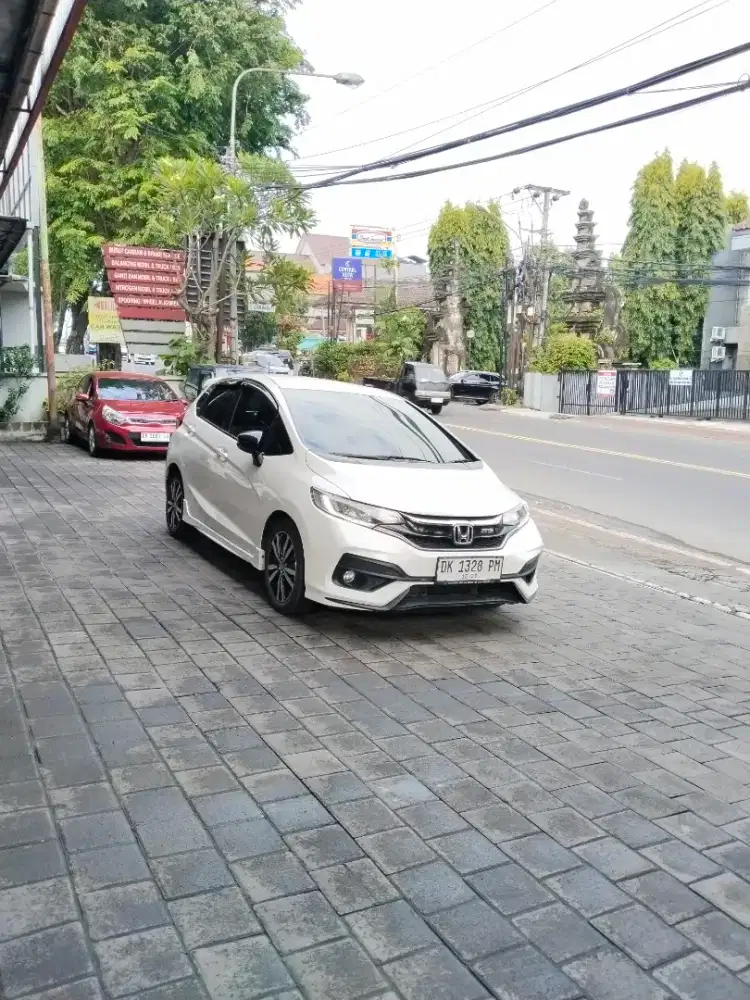 Honda jazz RS matic model baru asli bali siap pakai