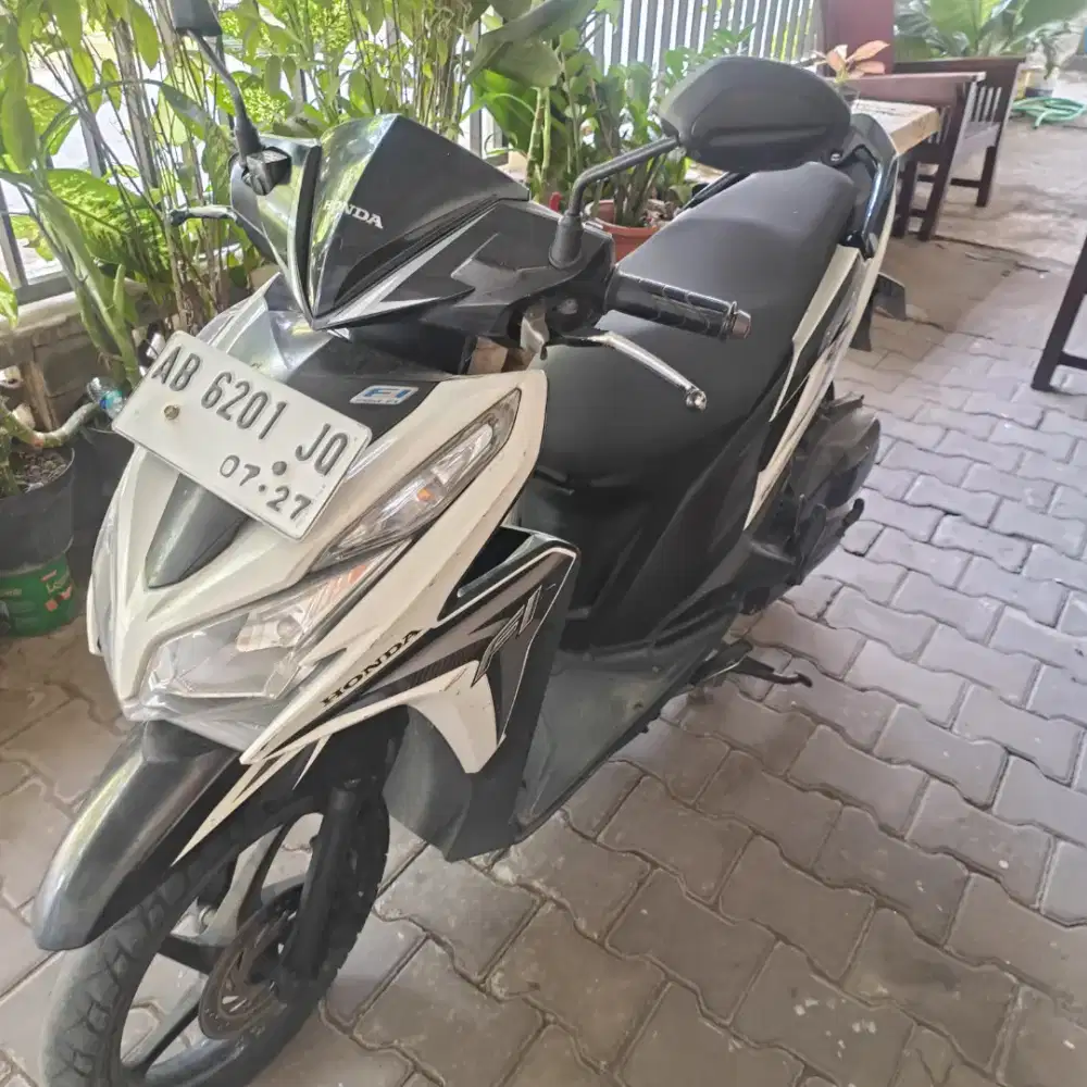 Jual Vario 125 CC th 2012