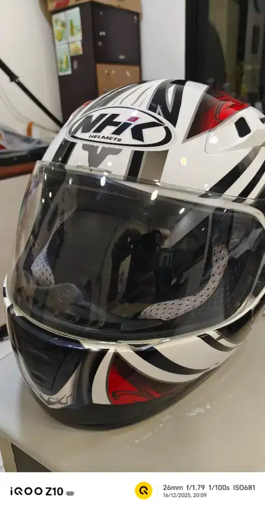 Helm fullface NHK road fighter M tipe lama