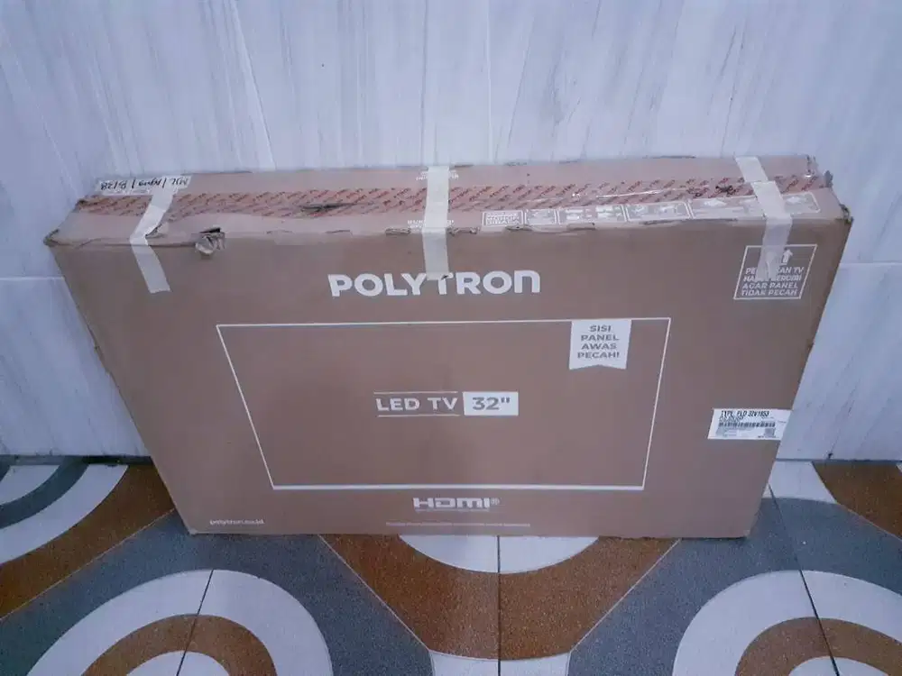 TV LED POLYTRON 32IN DIGITAL TV KONDISI NORMAL GARANSI