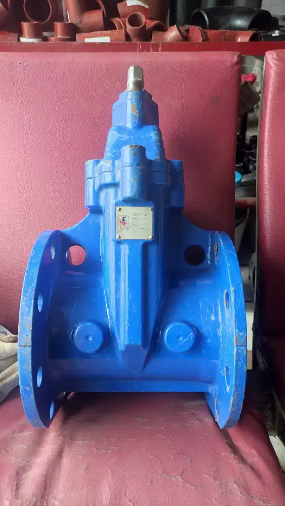 FIVALCO GATE VALVE RESILIENT 6 INCH PN16 DN150 (TANPA STIR/GAGANG)