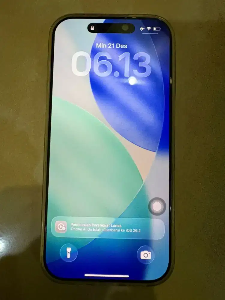 Iphone 16 pro 128gb ibox like new