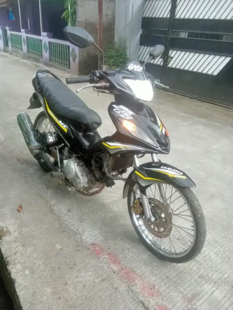 Butuh btan motor metic