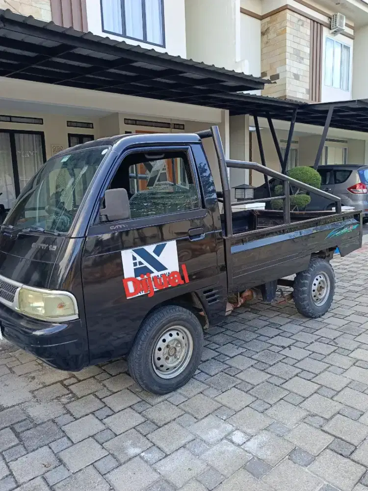 Pickup Suzuki Carry Futura 1.5 Bensin MT 2015