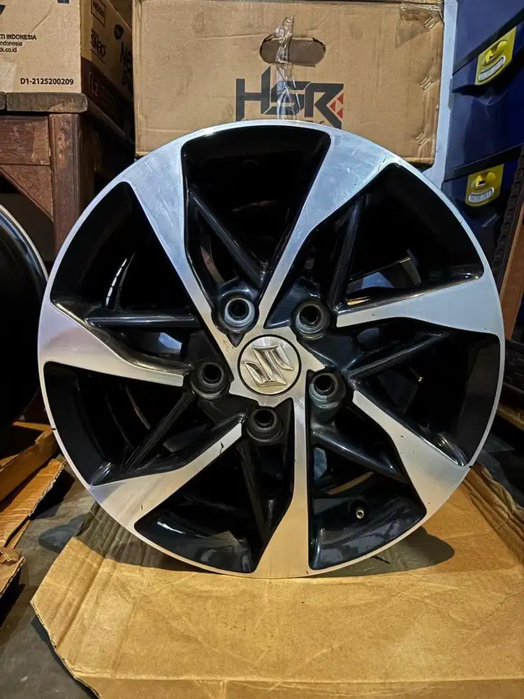 Velg OEM SUZUKI All New Ertiga r15