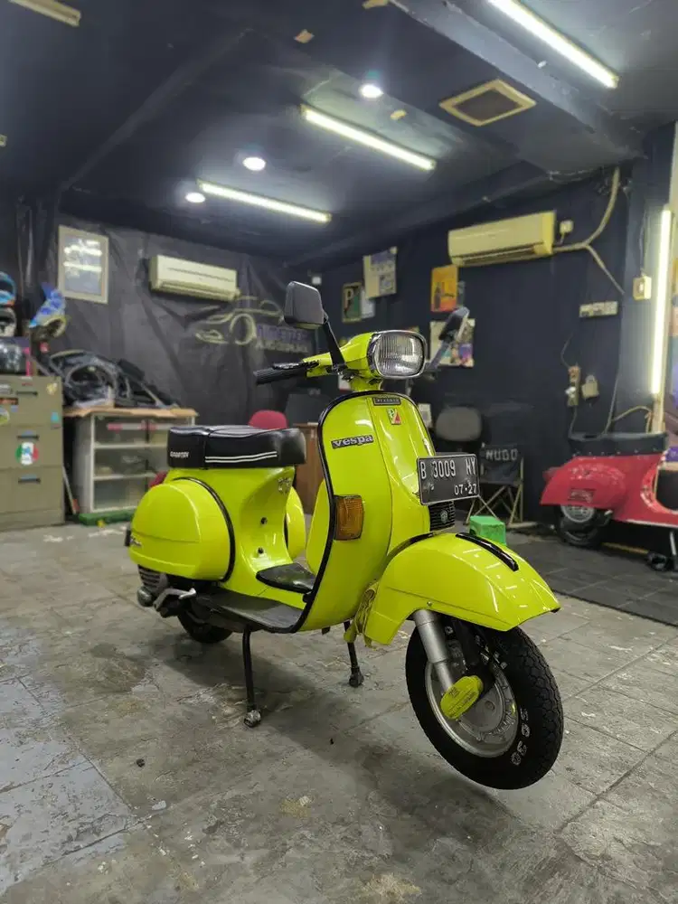 Vespa P 150 X Exclusive 2