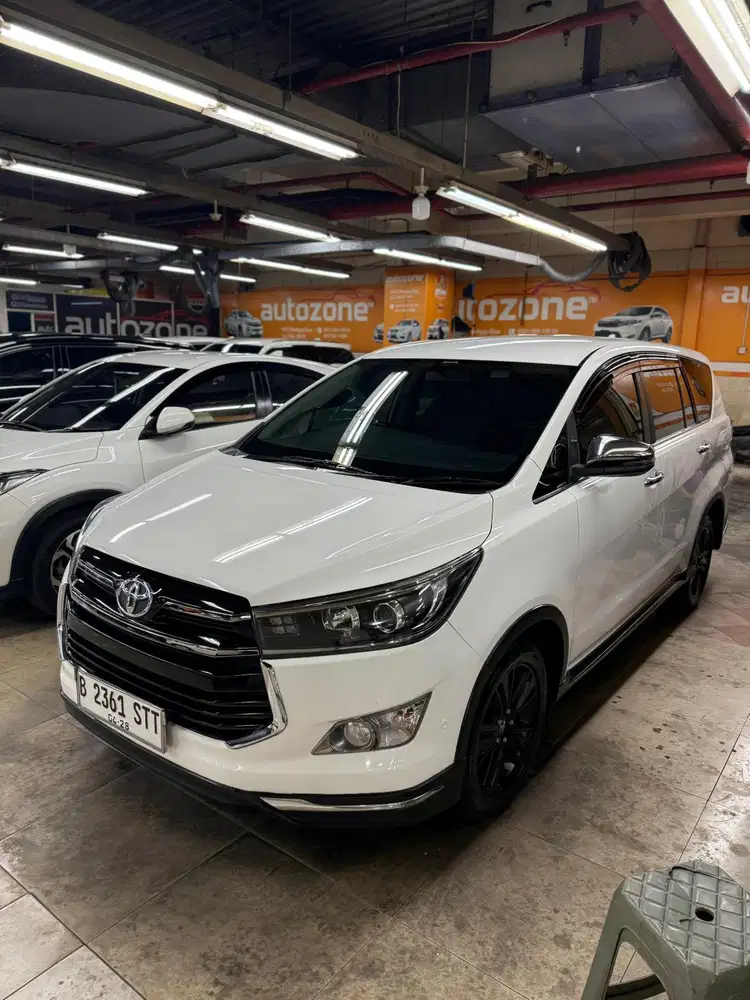 Toyota Innova Venturer 2018 Diesel AT