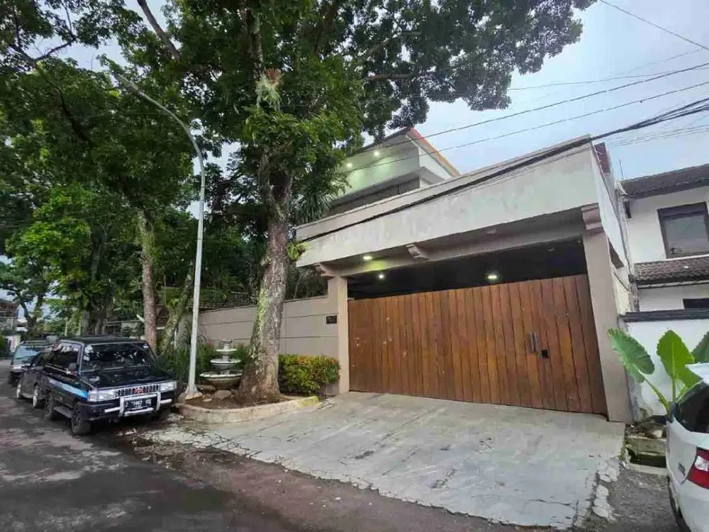 Dijual Rumah Lux Dengan Private Pool Di Sayap Buahbatu