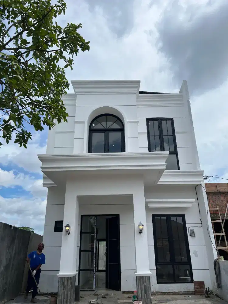 Rumah Mewah 2 Lantai Siap Huni di Bukit Baru Poligon