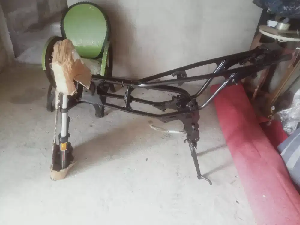 Rangka honda Win