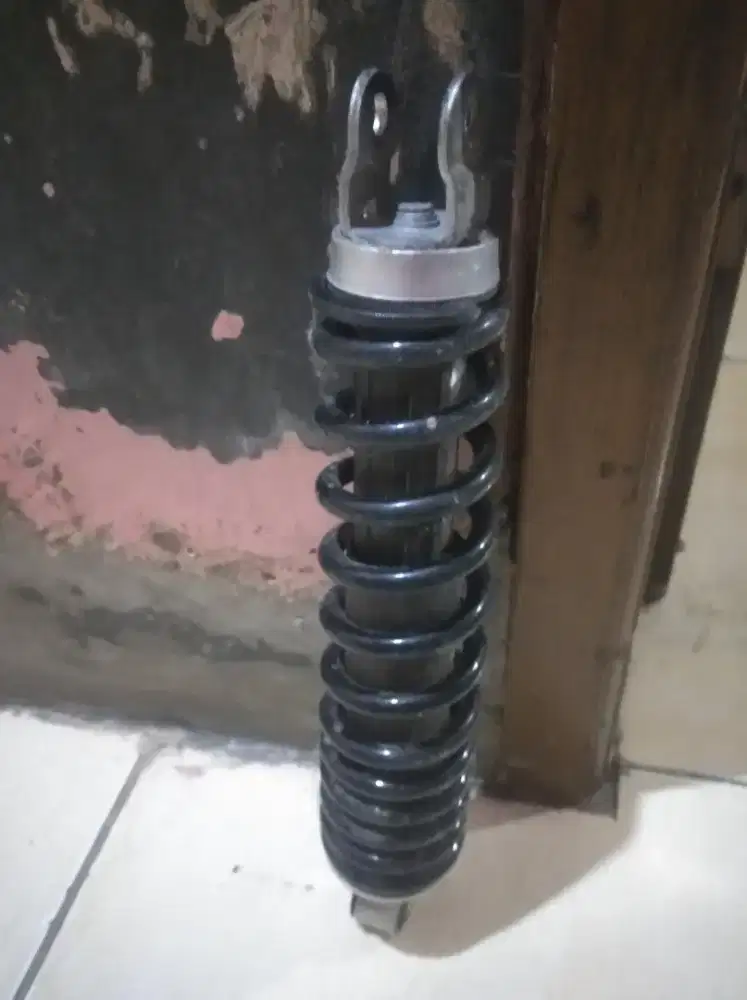 Sokbleker mio normal baru pake 2 bulan masih oke jula 100rb