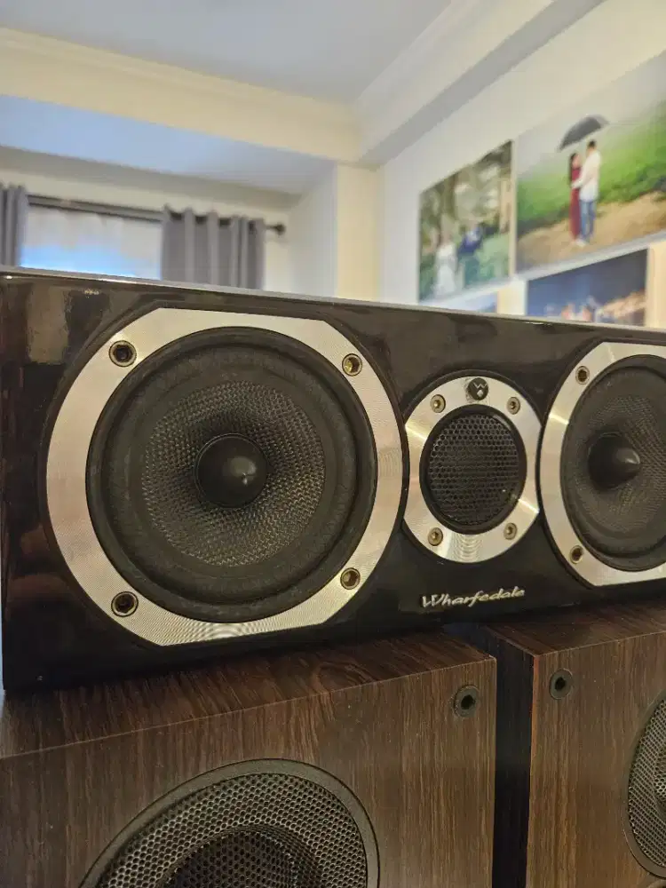 Wharfedale Center Speaker