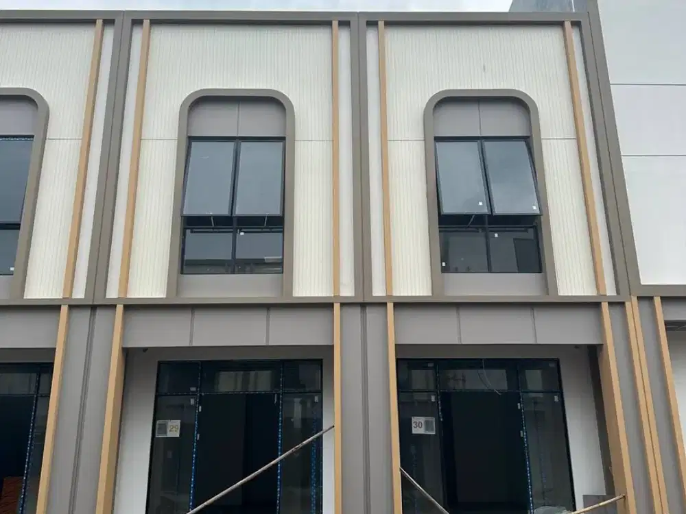 RUKO BARU JADI SIAP PAKAI DI GADING SERPONG