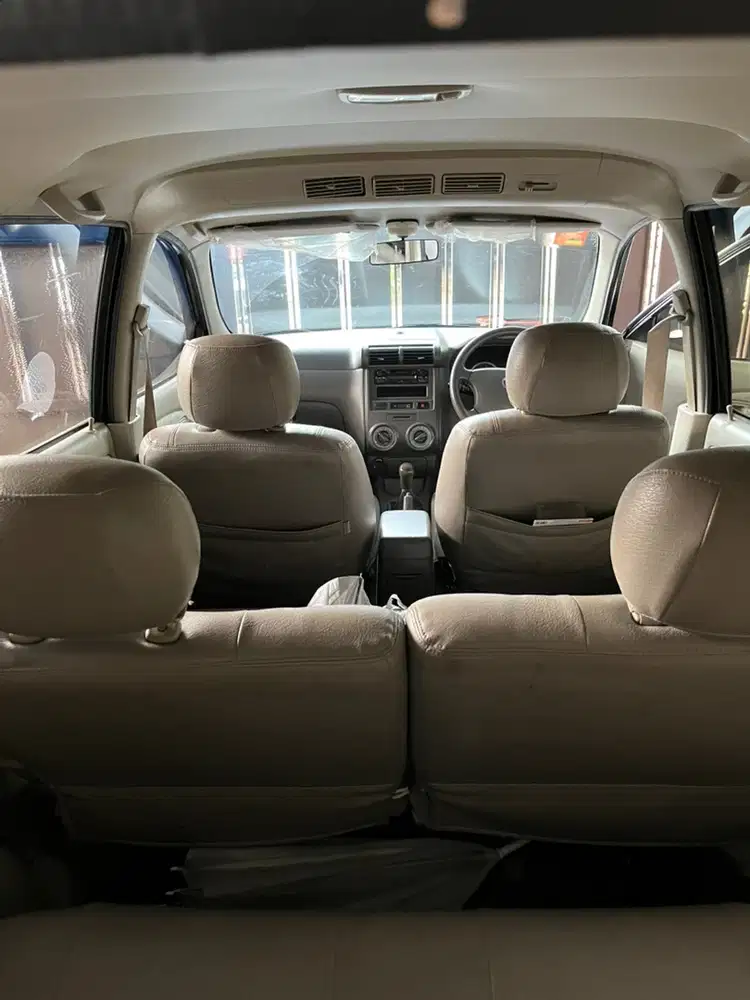 Toyota Avanza 2010 Bensin