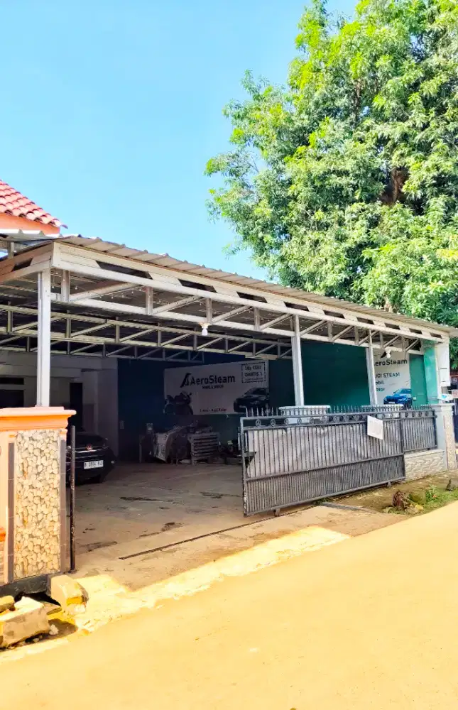 Rumah Mewah dan Usaha Pinggir Jalan