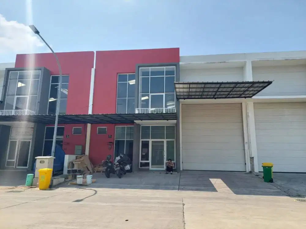 Gudang bagus luas 288 m2 siap guna strategis di Bizpark 3 Bekasi