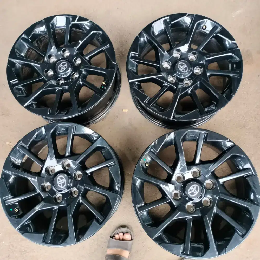 Velg original oem toyota GR ring 18 pcd 6x139,7 asli enkei