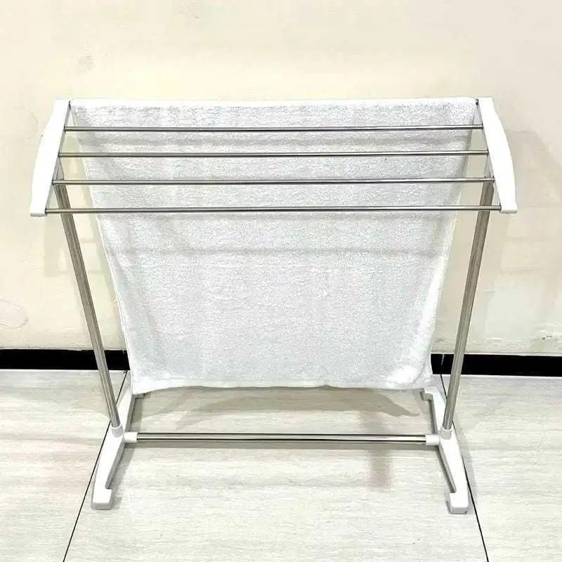 Gantungan handuk bekas masih mulus