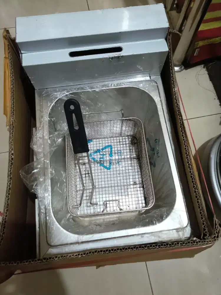 Deep fryer gas ayam goreng
