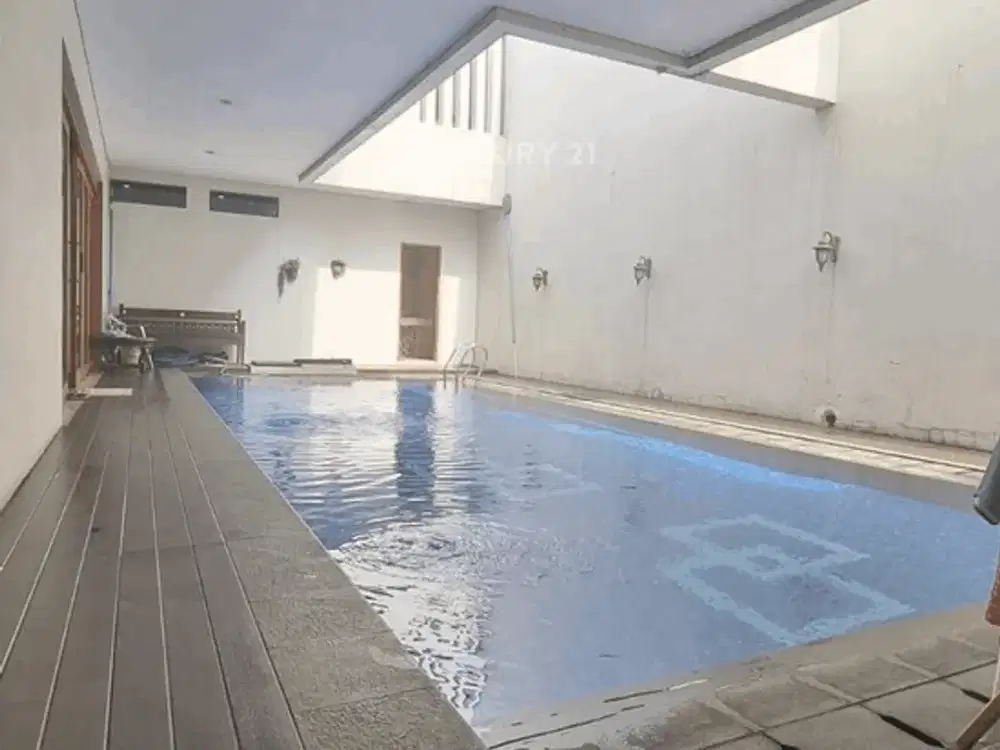Rumah mewah, hook, dalam cluster premium dgn kolam renang di Bintaro sektor 7