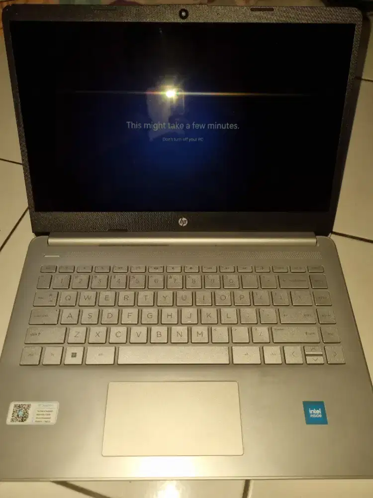 LAPTOP HP RAM 8GB ; 500GB
