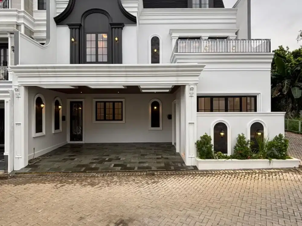 Dijual Rumah American Classic Ada Kolam Renang di Jagakarsa Jakarta Selatan