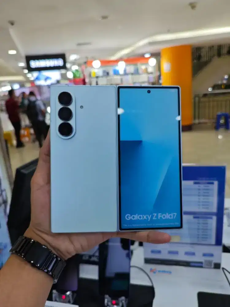 SAMSUNG GALAXY Z FOLD 7
