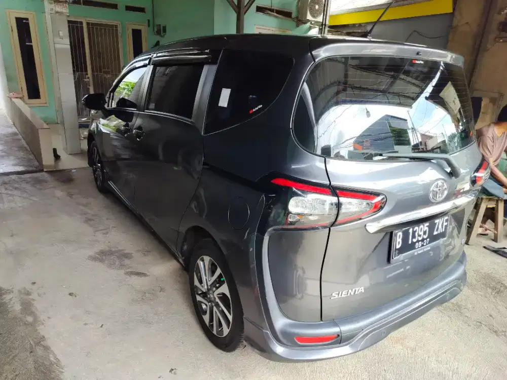 Toyota Sienta Q metic 2017 jarang pake orisinil