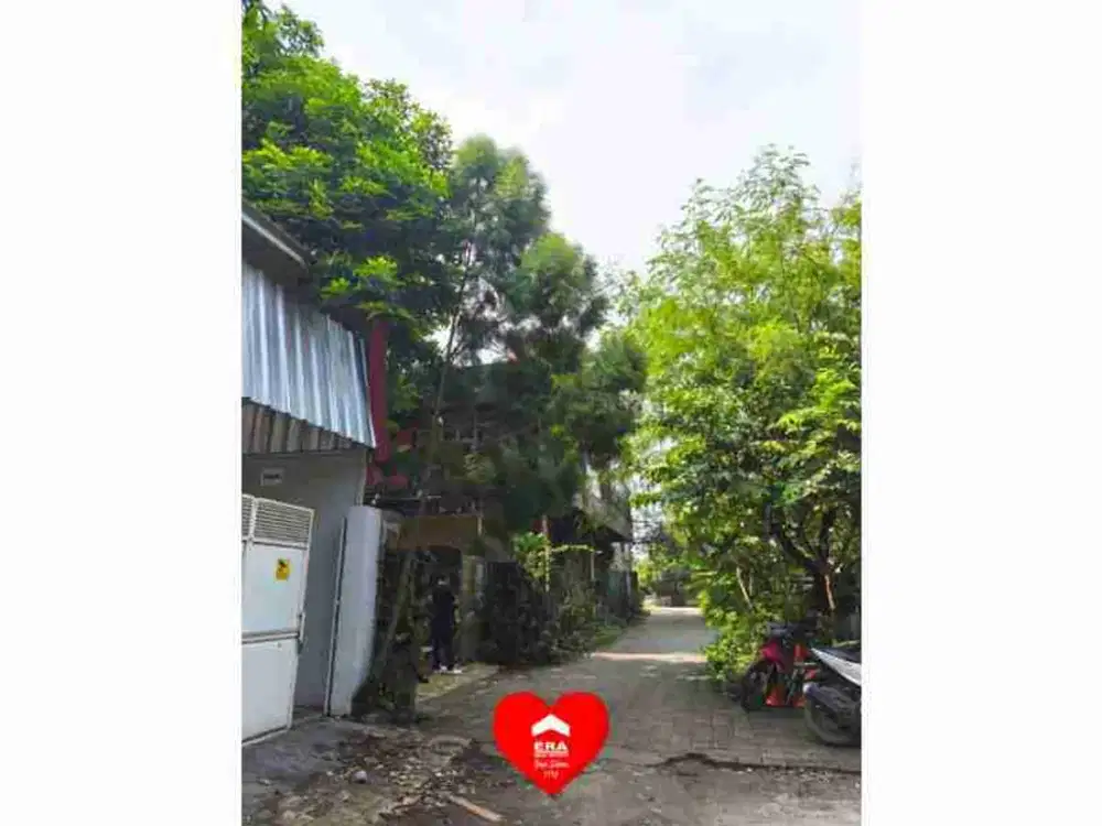 Dijual tanah persis pinggir jalan utama