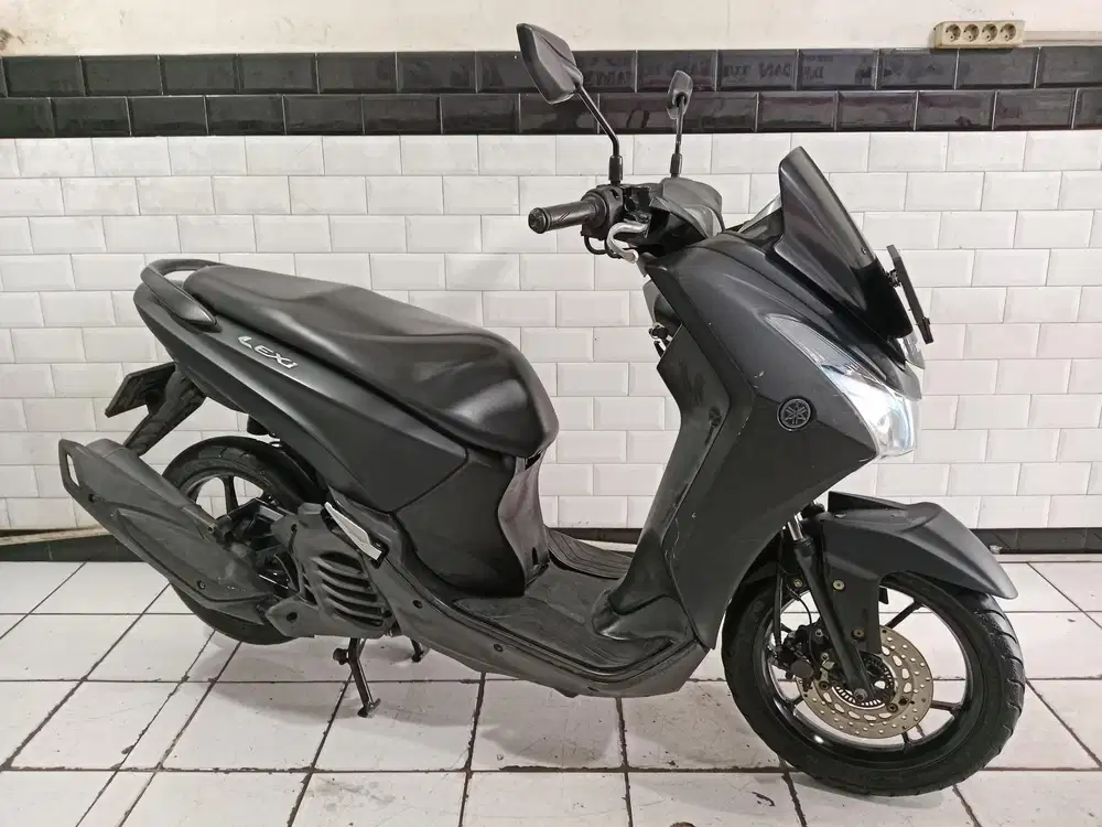 Jual/tukar tambah Yamaha lexi tahun 2019