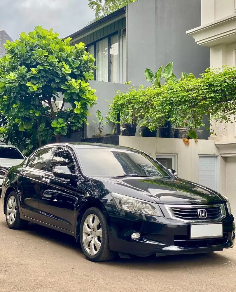[CASH] Honda Accord VTI-L AT 2010 Facelift