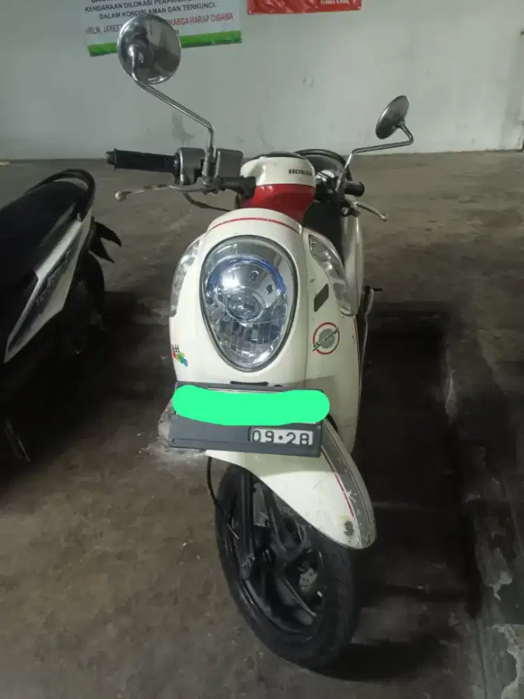 Honda Scoopy FI 2013 Cream