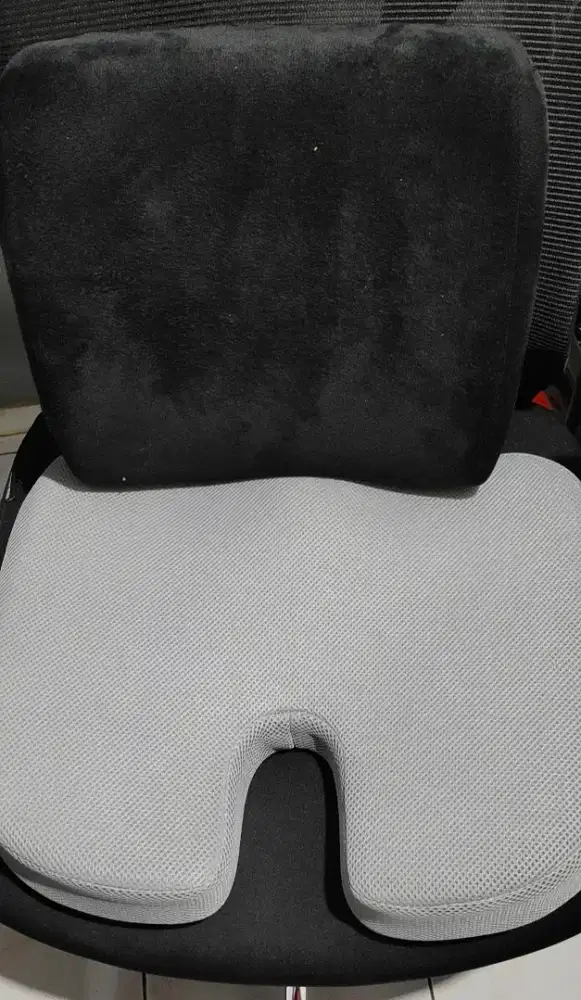 Bantal duduk + bantal sender