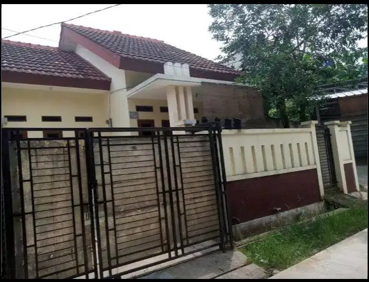 Di Jual Rumah Posisi Hook dekat Pemda Kab. Bogor, McD, Std. Pakansari